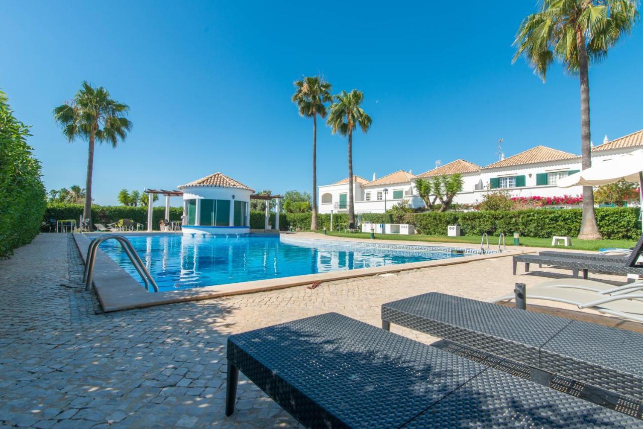 شقة Casa Oceanus - 2Bdr W Pool & Relaxing Balcony - 5 Mins Downtown كاباناس تْدي تافيرا المظهر الخارجي الصورة